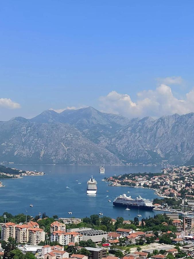 Lana Sea View Apartment Kotor Extérieur photo